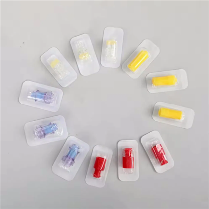 Infusion IV 세트와 호환되는 의료 기기는 무엇입니까?